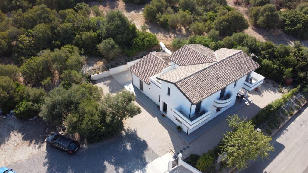 B&B Juniperus Sant'Anna Arresi Eksteriør billede